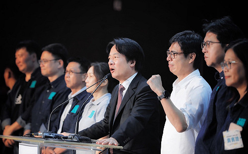 高雄選前黃金週日站台 賴清德誓言讓陳其邁突破93萬票