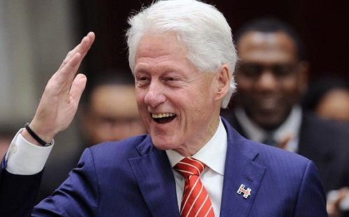 柯林頓也加入批判 如果遇到真危機 川普會像紙牌屋一樣倒下