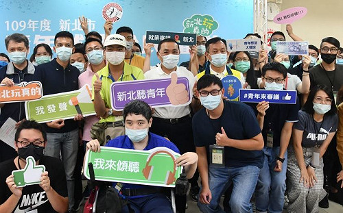 六都首長好感度第一名  侯友宜：全力以赴