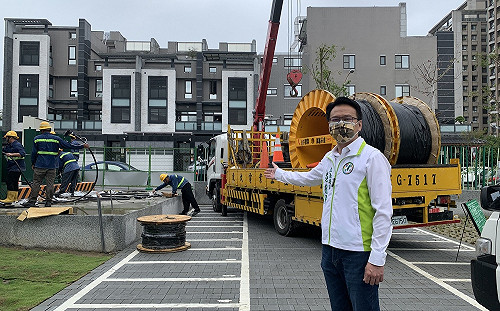 再3天就開學  莊競程、曾朝榮聯手爭取  中市廍子國小終於來電