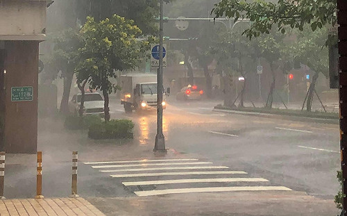 1圖搞懂入秋後2道鋒面！週六起雨彈炸這地