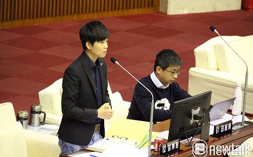 北市府於二二八公園設自由講台  苗博雅批：畫虎不成反類犬