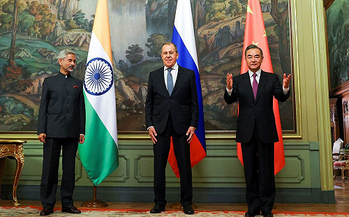 不介意被「捅刀」？俄軍售印度惹怒中國網民 中共官媒極力為俄辯護