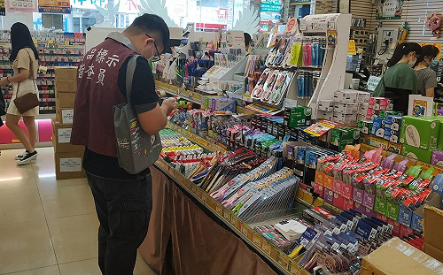 桃市抽查文具商品 逾3成標示不全