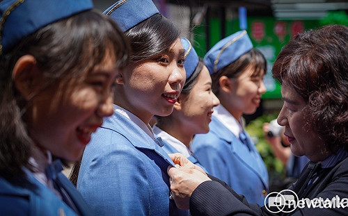 中橫公路金馬號復刻版再進化  全新金馬小姐首航出發