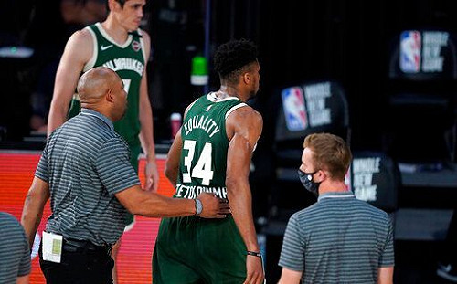 NBA／連兩年遭遇失利　字母哥取消追蹤所有隊友的IG帳號