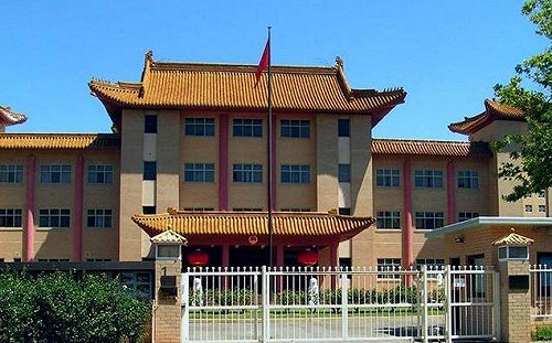 澳警攔截查看領事館官員通信 汪文斌 : 中國堅決抗議