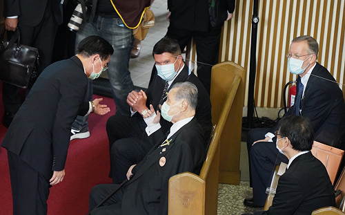 追思李登輝》克拉奇、森喜郎「一線之隔」 美日大咖同框致意