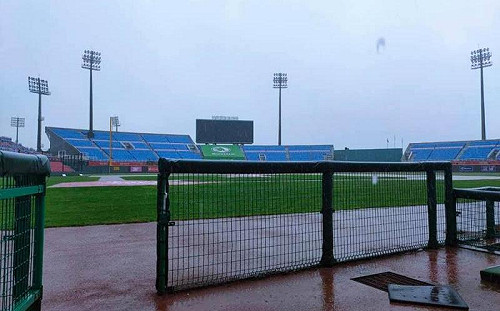 中職／大雨延賽 猿象大戰改期再戰