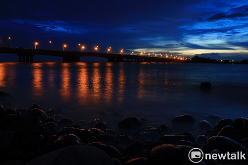 府城看國慶焰火  觀汐平台、四鯤鯓沙灘等嚴禁民眾戲水