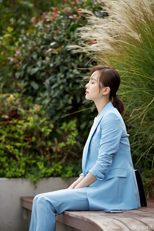 溫柔女神劉詩詩遭閨蜜爆料：詩爺原來有特殊癖好！