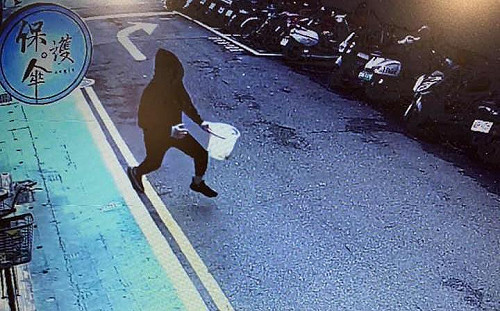 組專案查緝「保護傘」潑糞人 警方：已鎖定特定犯嫌影像