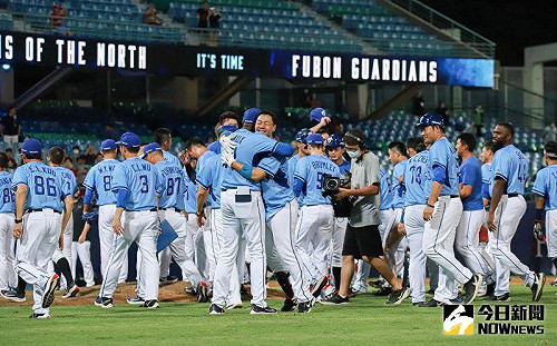 中職／下半季冠軍膠著　來看各隊封王可能性