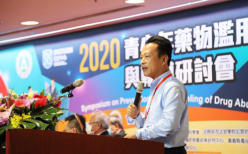 染毒年輕化  衛福部：學生染毒國中小佔33.9％