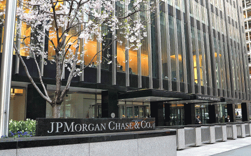 想投資加密貨幣？小摩執行長：那是愚人的黃金