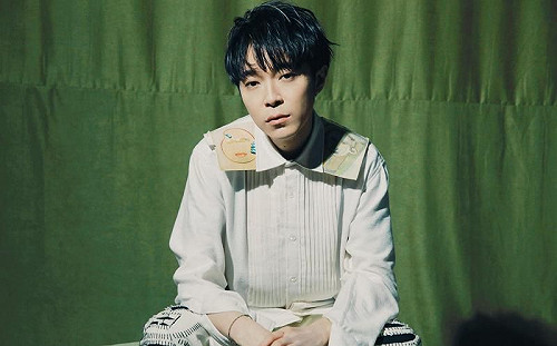 變態狂粉騷擾跟蹤  仿筆跡招搖撞騙！青峰警告：適可而止