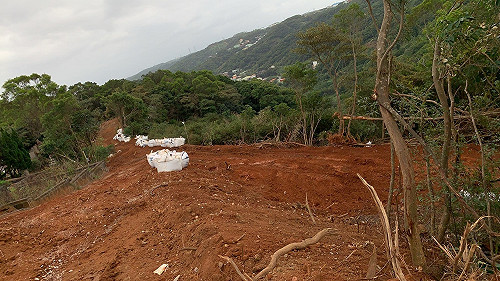 觀音山垃圾暫置場未依規定施工  新北環保局廢止設置許可