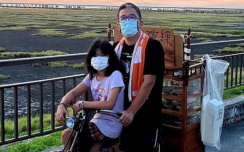 雲林碗粿爸急PO文：勿捐款    讓女兒知道不能靠「伸手」活