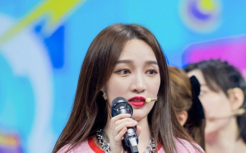 女團成員驚爆脫髮危機!崩潰大哭:只是頭髮比較細軟