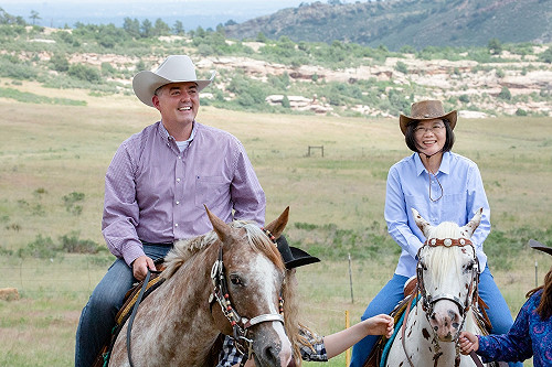 友台重量參議員賈德納落選  蔡英文邀訪台