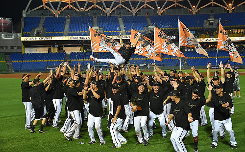 慶統一獅奪冠!11/14台南「封王遊行」路線大公開