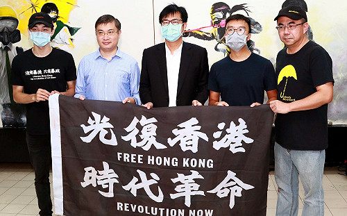 出席香港主題展  陳其邁：向所有挺身捍衛自由民主的香港朋友致敬