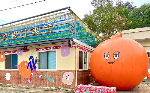 結合國際花毯節  「尼!花生什麼柿」地景藝術登場
