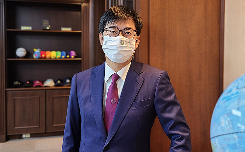 「Kaohsiung is helping」 高市府30萬片口罩捐贈斯洛伐克