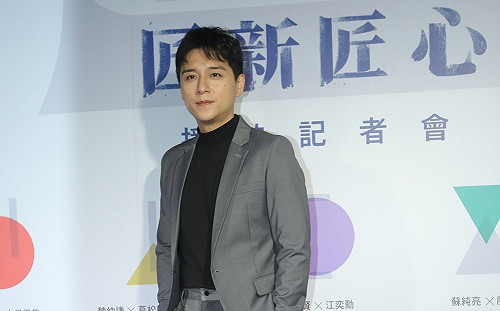 (影)鄭人碩首次配音NG到怕！還是乖乖演戲就好