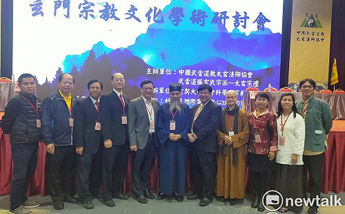 從科學角度觀察宗教  科大校長：有助於調節情緒與行為緩和