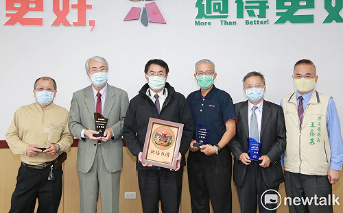 台南市施政績效再度獲獎 黃偉哲期勉團隊繼續進步