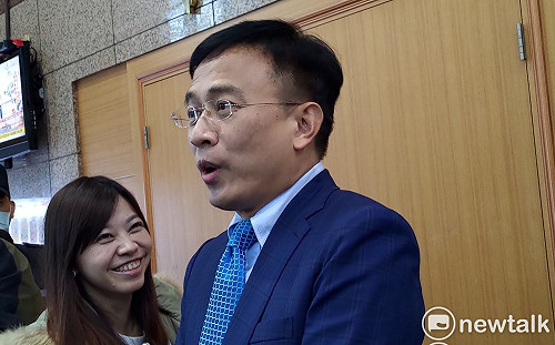 還來啊！彭文正竟又借到立院會議室 明開記者會譴責倫敦大學