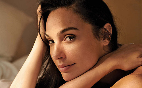 (影)《神力女超人1984》終於上映！蓋兒加朵落淚盼成為女力代表