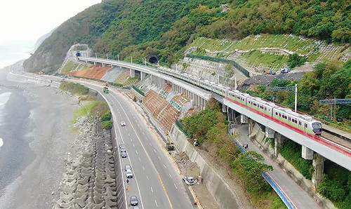 鐵道迷看過來！南迴電氣化通車  台鐵發售紀念套票限量1千份