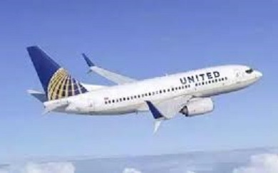 業界指標！ 美聯航機師加薪逾14.5％ 另有8週帶薪產假