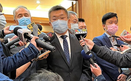 (影)球團拜會蔡其昌曝接任中職會長原因