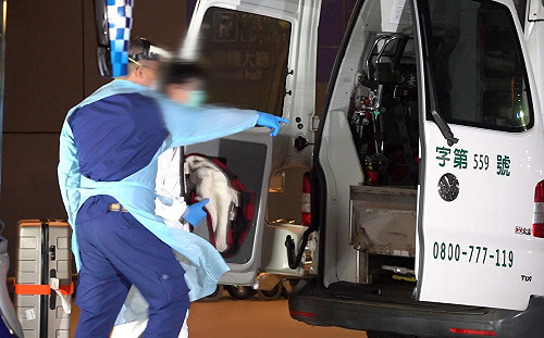 英國航班旅客1發燒、4有症狀  18人完成採檢