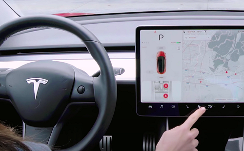 特斯拉觸控螢幕故障頻傳！美監管單位要求召回16萬輛車