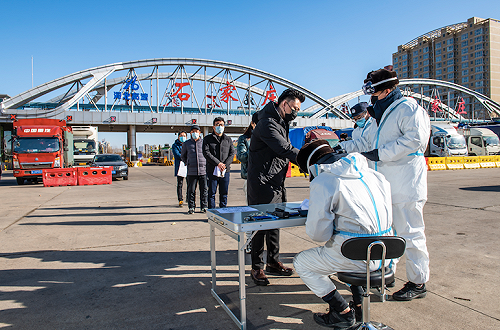 河北石家莊疫情警報緊急普篩 王定宇：紙快包不住火了 !