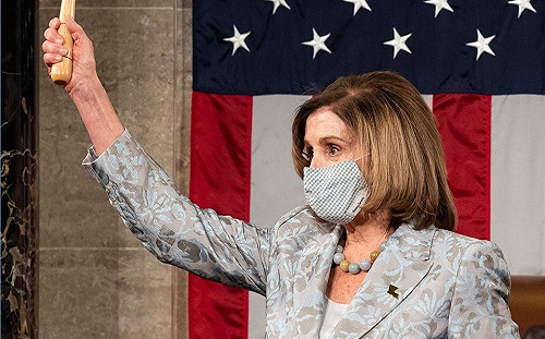 裴洛西驕兵偷吃步 肖想推川普提早下台提案踢鐵板