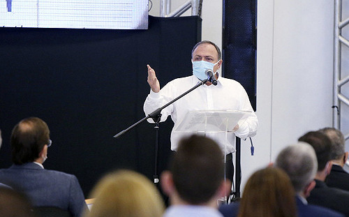 巴西供氧嚴重短缺！醫院瀕臨崩潰成「窒息室」