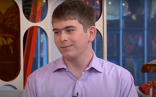 實習生打敗專家！ 進NASA才3天 天才少年就發現新星球