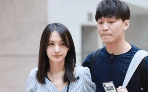 鄭爽棄養證據曝光！張恒父爆：鄭爽不要孩子，還不許張恒要！