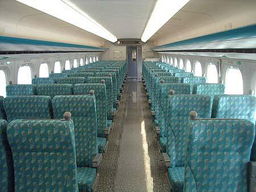 高鐵春節自由座改對號今開搶!6小時狂賣17.1萬張