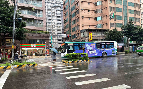 交通新制6/1上路！未裝行車視野輔助系統最高罰2萬4千元