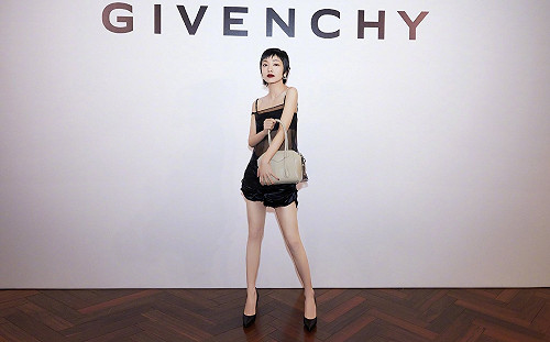 郭采潔辣穿透視裝身材全現形！  網驚：差點認不出