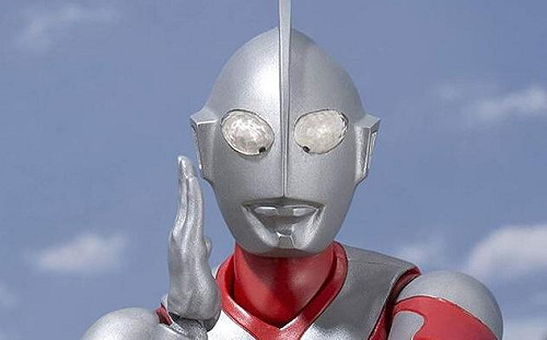 模仿鹹蛋超人喊 :「你還相信光嗎」3高中生竟遭學校勸退 網友撻伐懲戒過當