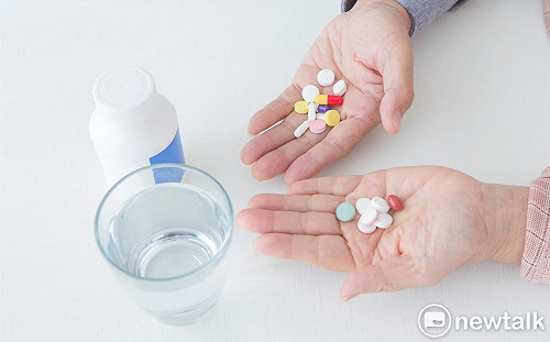 春節吃太多腸胃鬧彆扭？食藥署教你用藥4大原則