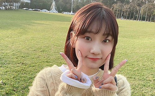與醫師「蒼藍鴿」宣戰惹怒網友!  愛莉莎莎驚人家世遭肉搜曝光