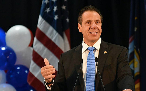 紐約州長陷性騷風波 曾問「能否與老男人發生性關係」